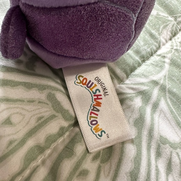 Squishmallow keychain purple bug - Picture 3 of 3